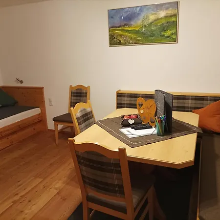 Gaestehaus Braunegger * Oetz