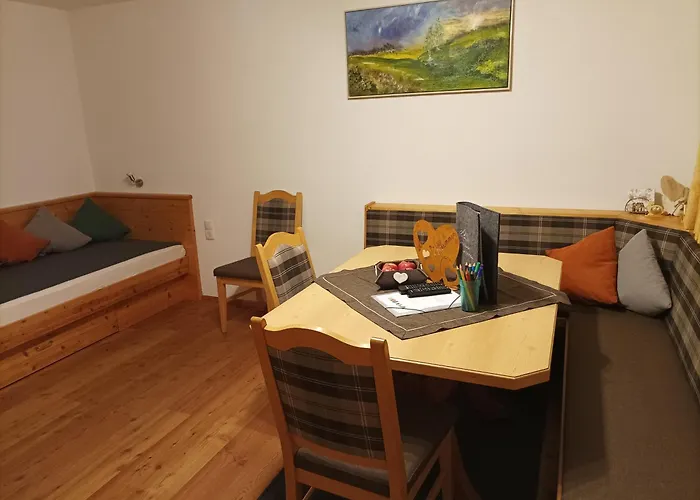 Gaestehaus Braunegger * Oetz